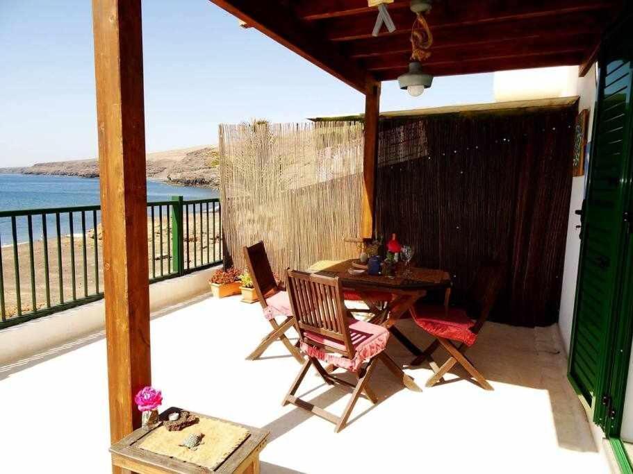 Apartamento Vacacional Pescaito En Playa Quemada Apartment Exterior photo